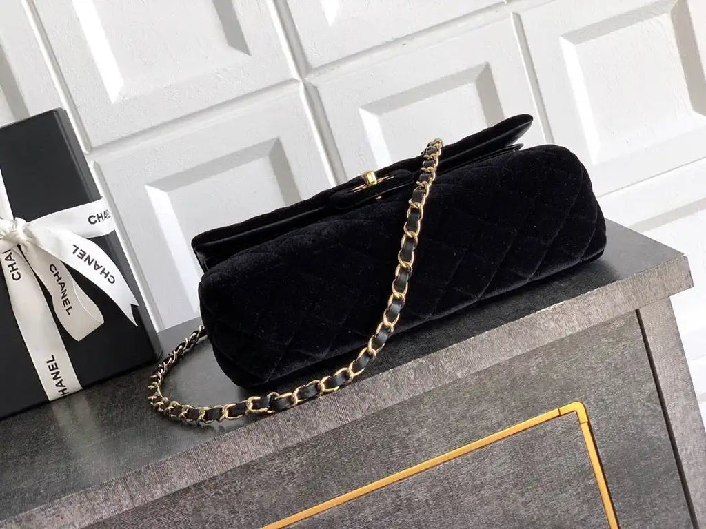 Chanel A01112 Flap Classic 11.12 Handbag Velvet diamond pattern Black