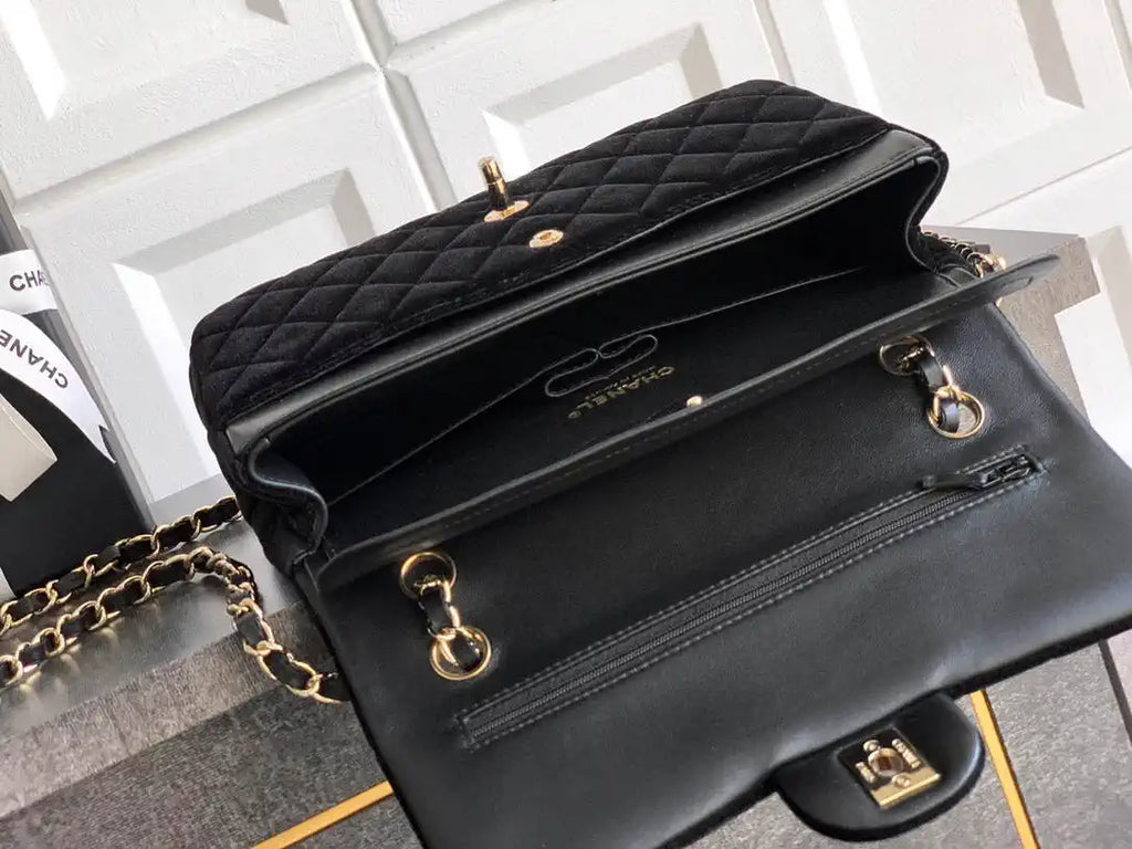 Chanel A01112 Flap Classic 11.12 Handbag Velvet diamond pattern Black