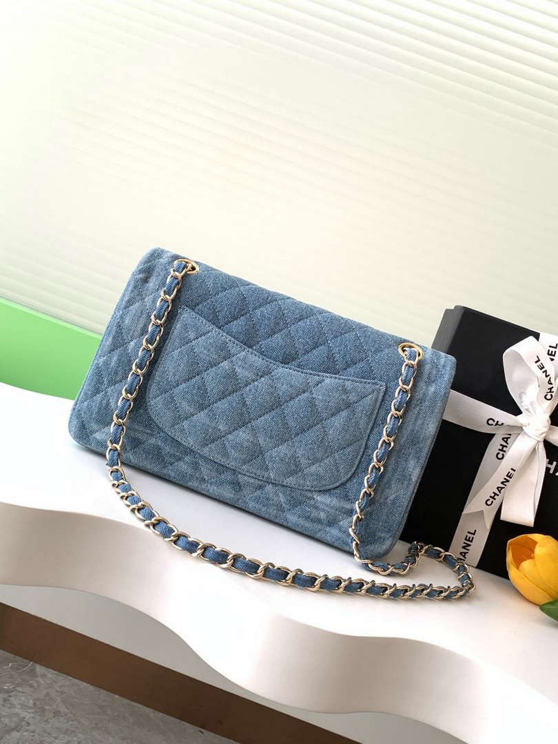 Chanel A01112 Flap Classic 11.12 Handbag Vintage denim jeans & Gold-Tone