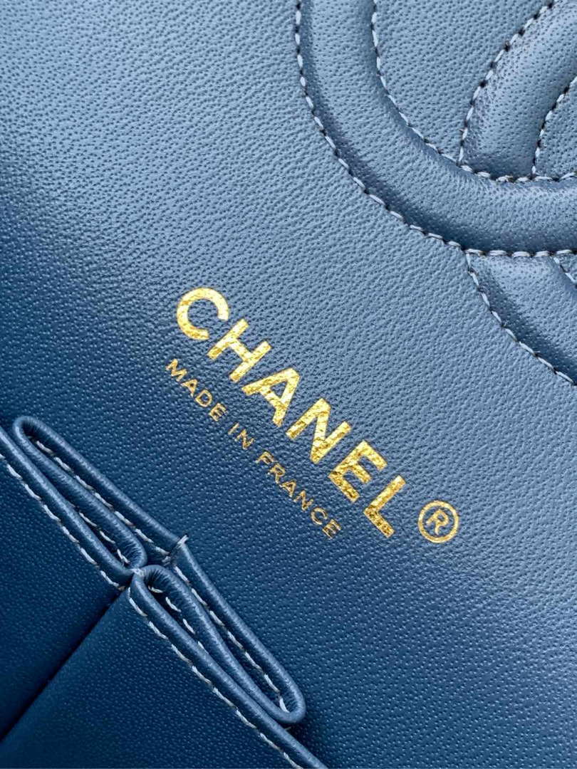 Chanel A01112 Flap Classic 11.12 Handbag Vintage denim jeans & Gold-Tone
