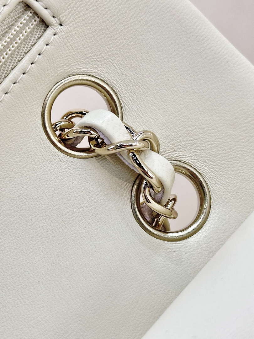 Chanel A01112 Flap Classic 11.12 Handbag White Lambskin Gold