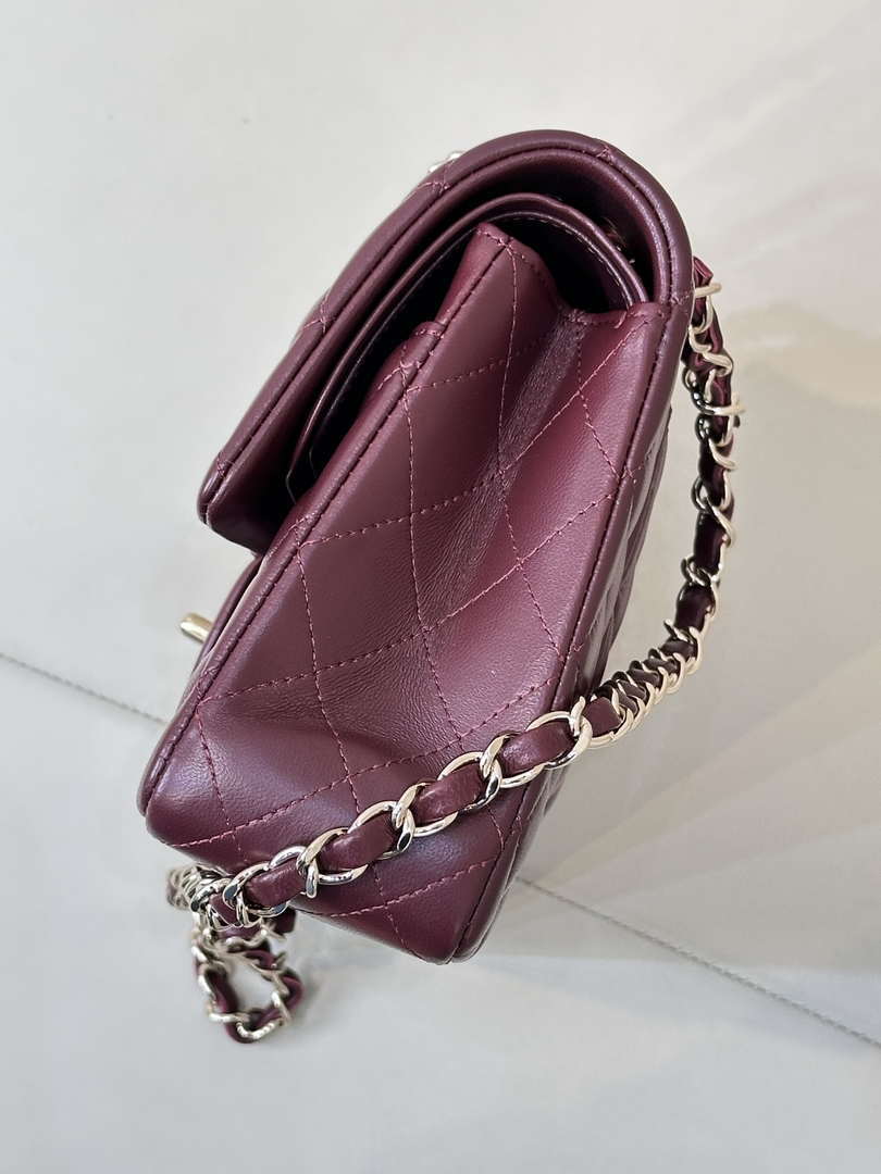 Chanel A01112 Flap Classic 11.12 Handbag Wine Red Lambskin Gold