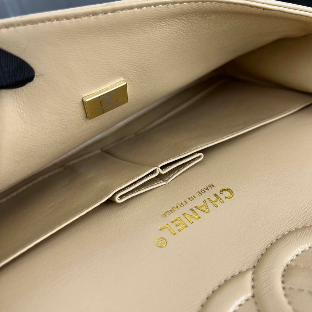 Chanel A01112 Flap Classic Handbag Grained Calfskin & Gold-Tone Metal Apricot