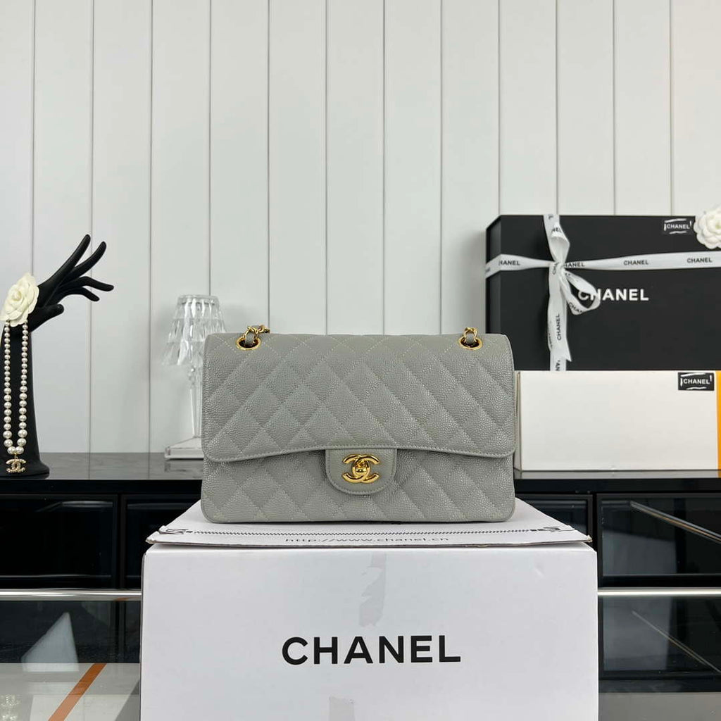 Chanel A01112 Flap Classic Handbag Grained Calfskin & Gold-Tone Metal Gray