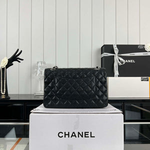 Chanel A01112 Flap Classic Handbag Grained Calfskin & Silver-Tone Metal Black - Default Title - View 2