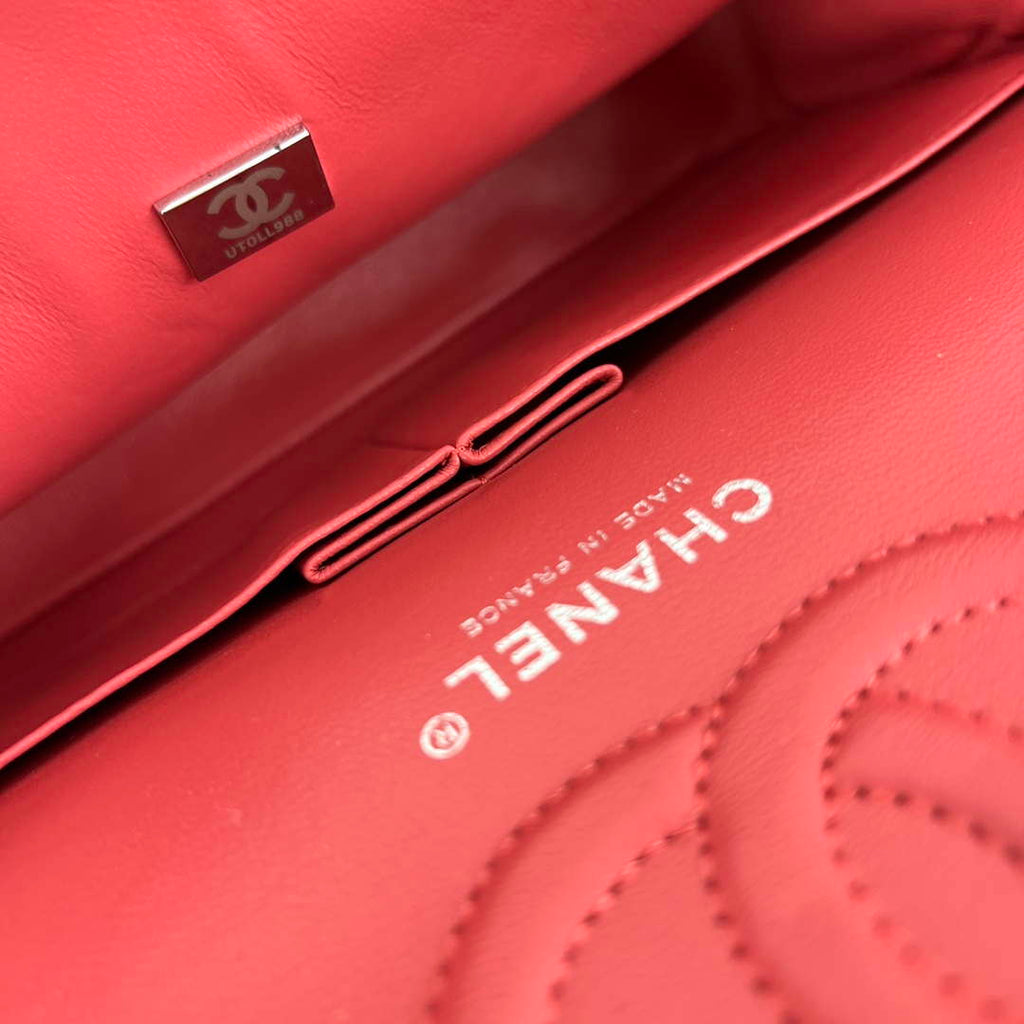 Chanel A01112 Flap Classic Handbag Grained Calfskin & Silver-Tone Metal Red