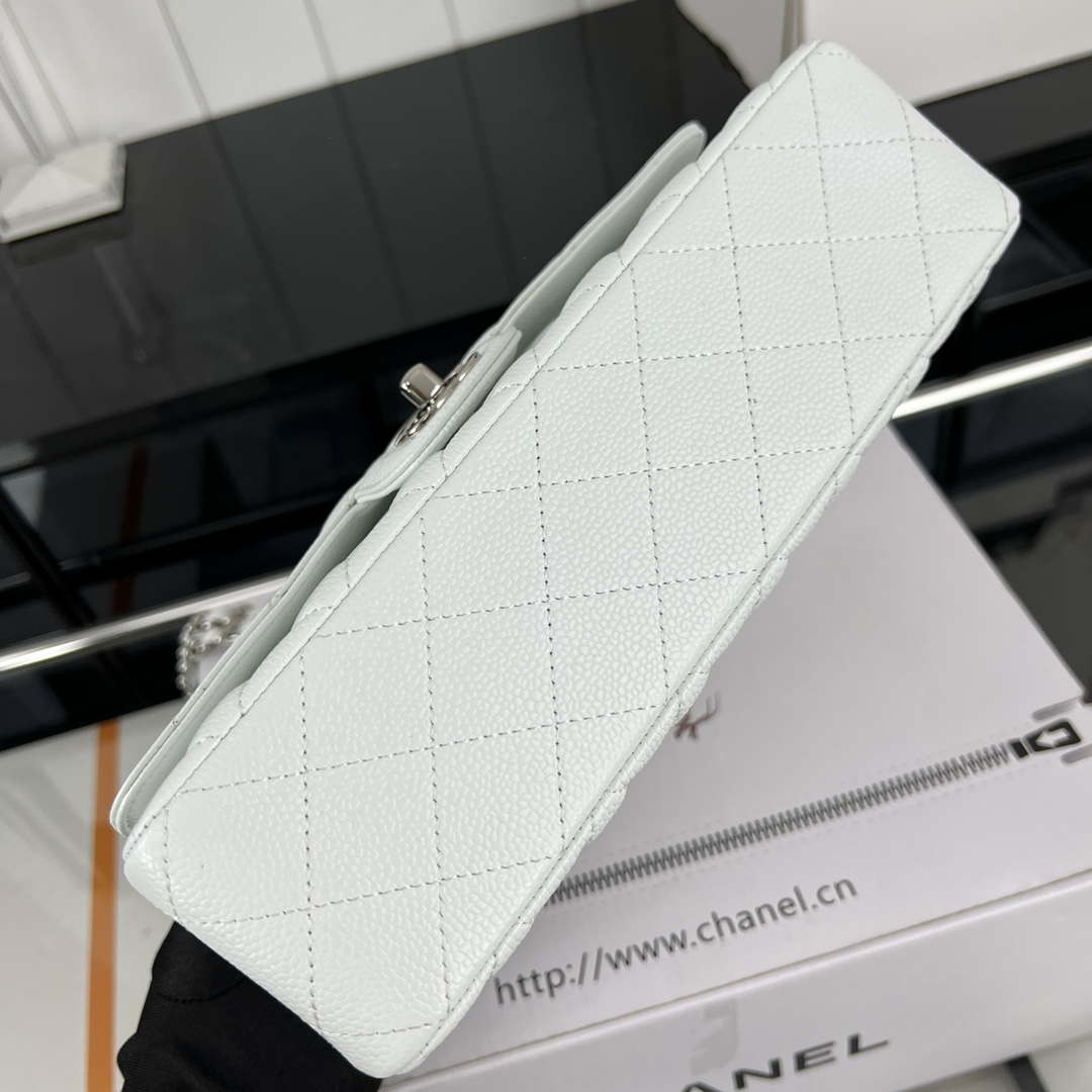 Chanel A01112 Flap Classic Handbag Grained Calfskin & Silver-Tone Metal White - Default Title - View 4