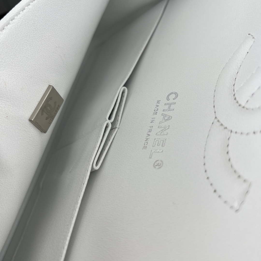 Chanel A01112 Flap Classic Handbag Grained Calfskin & Silver-Tone Metal White - Default Title - View 8
