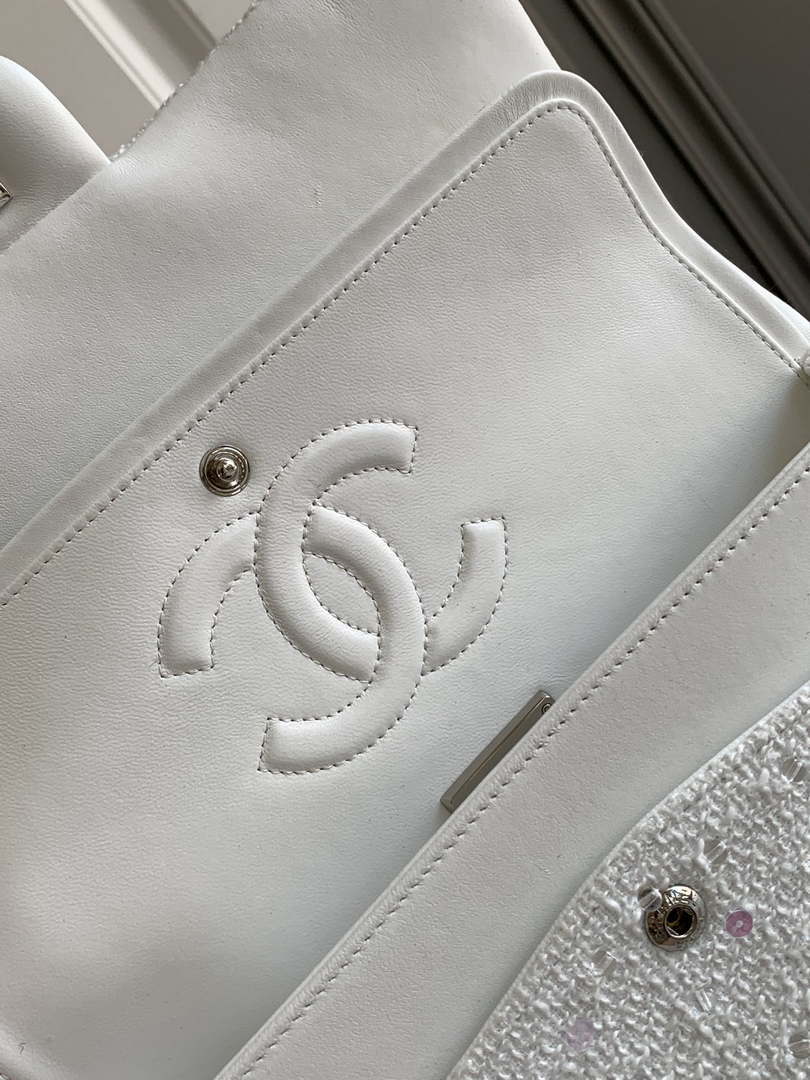 Chanel A01112 Flap Classic Handbag Tweed beads& Silver-Tone Metal White - Default Title - View 7