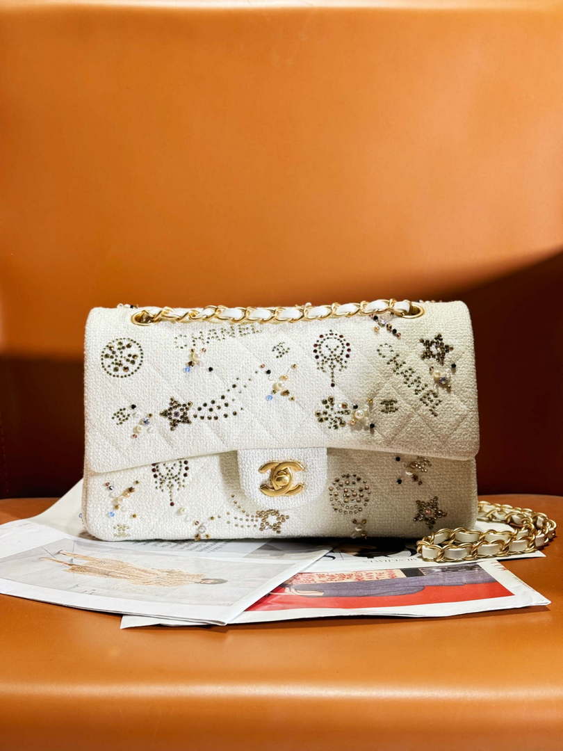 Chanel A01112 Flap Classic Handbag Tweed & Gold-Tone Metal Beige - Default Title - View 2