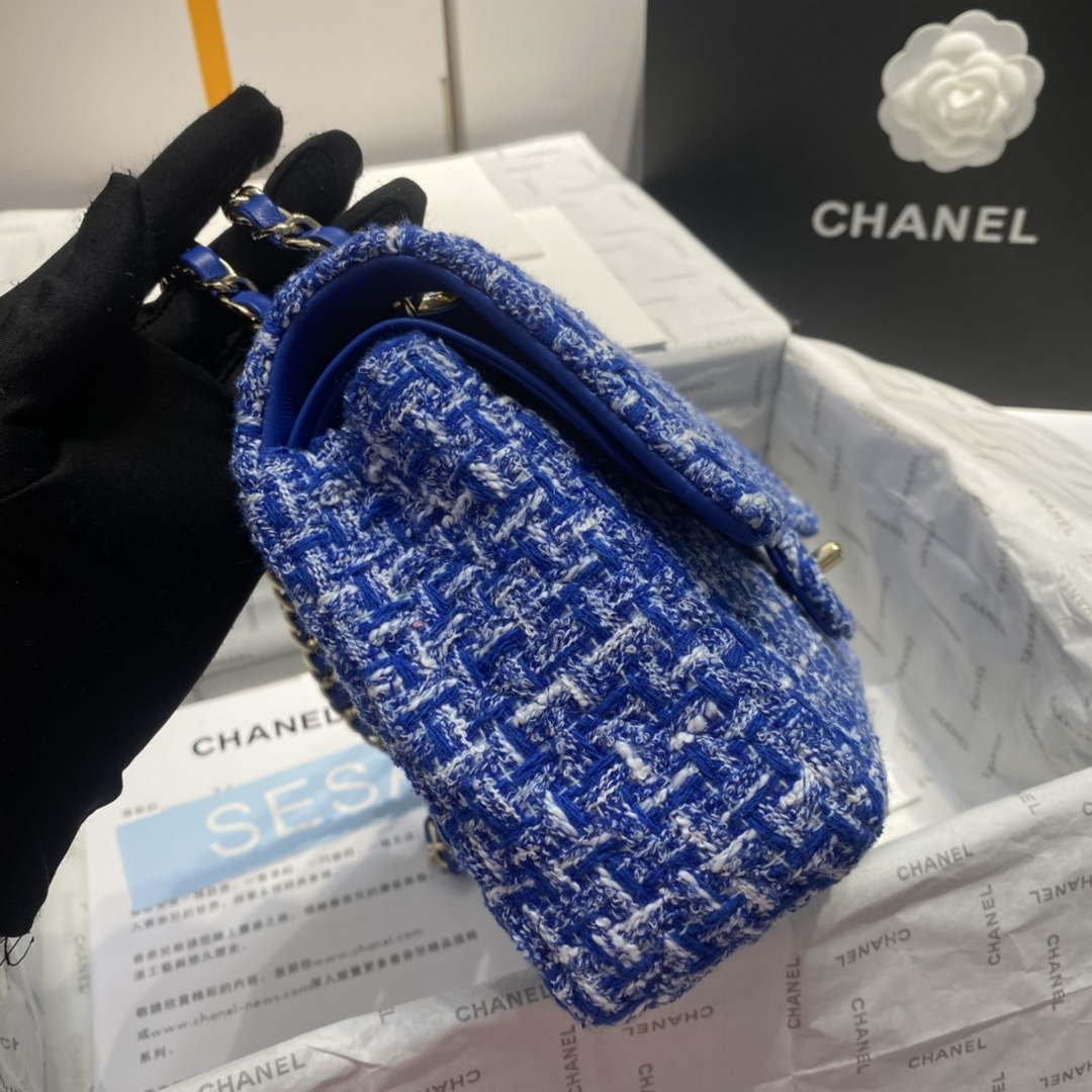 Chanel A01112 Flap Classic Handbag Tweed & Gold-Tone Metal Blue - Default Title - View 5