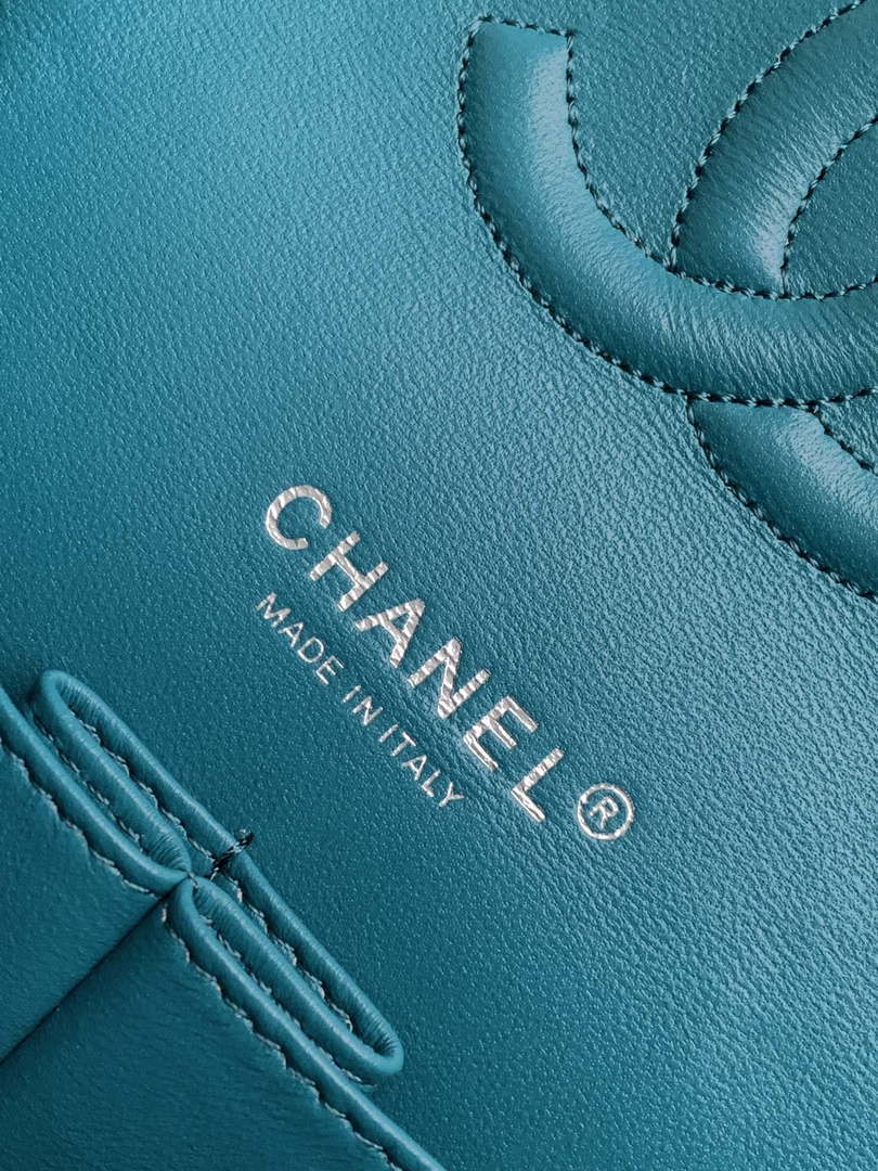 Chanel A01112 Flap Classic Handbag Tweed & Silver-Tone Metal Green - Default Title - View 9