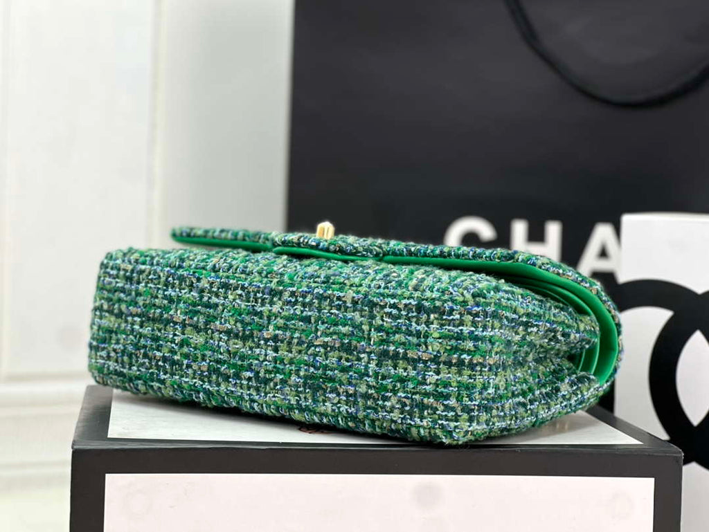 Chanel A01112 Flap Classic Handbag Woolen & Gold-Tone Metal Green