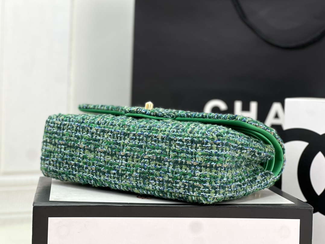Chanel A01112 Flap Classic Handbag Woolen & Gold-Tone Metal Green - Default Title - View 5
