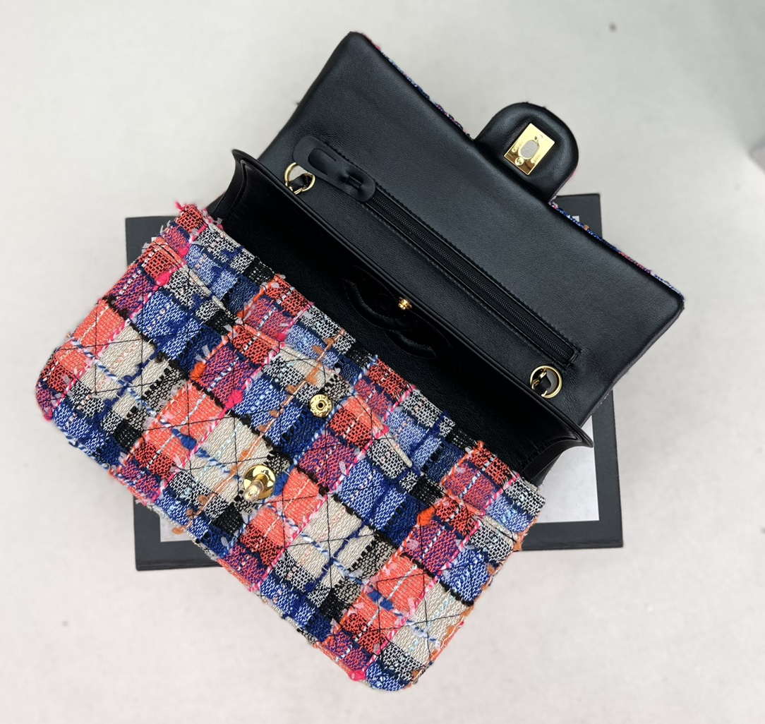 Chanel A01112 Flap Classic Handbag Woolen & Gold-Tone Metal Pink & Blue - Default Title - View 6