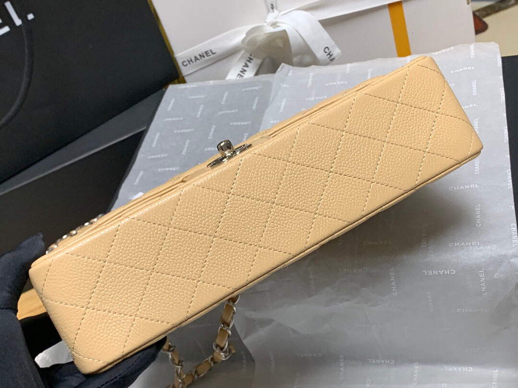 Chanel A01112 Flap Handbag Classic bag Grained shiny Calfskin gold Tan