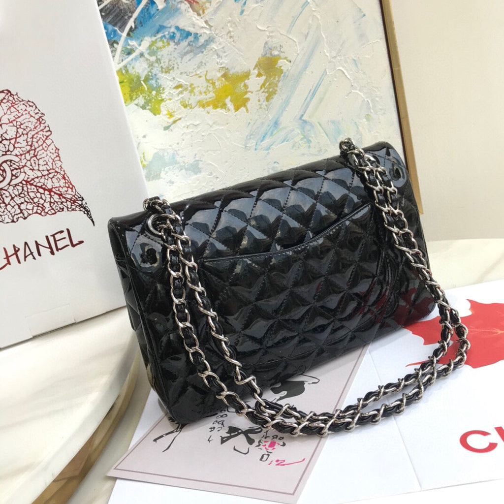 Chanel A01112 Flap Handbag Classic Bag Patent leather Lambskin Black Silvery