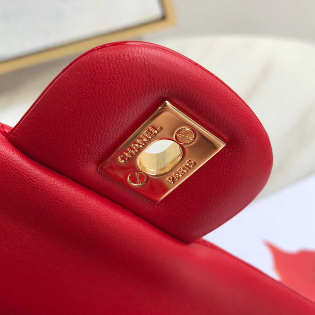 Chanel A01112 Flap Handbag Classic Bag Patent leather Lambskin Red - Default Title - View 9