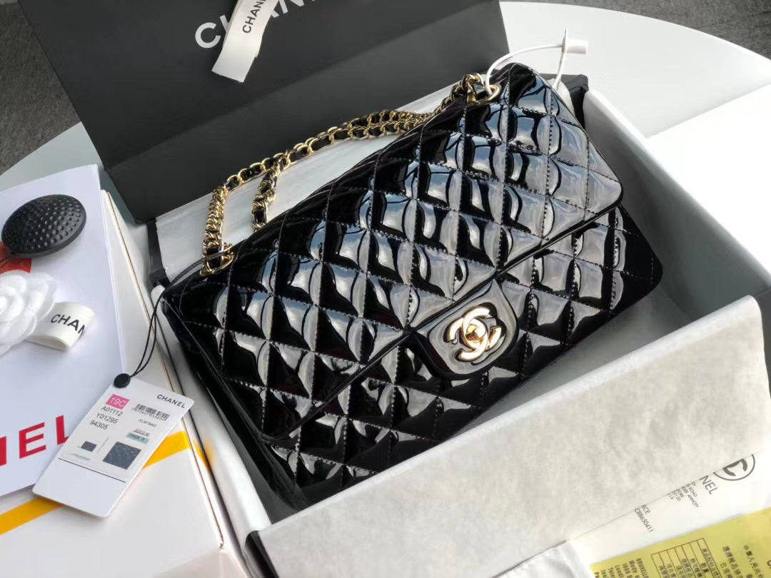 Chanel A01112 Flap Handbag Classic bag Patent Bag leather Lambskin Gold - Default Title - View 2