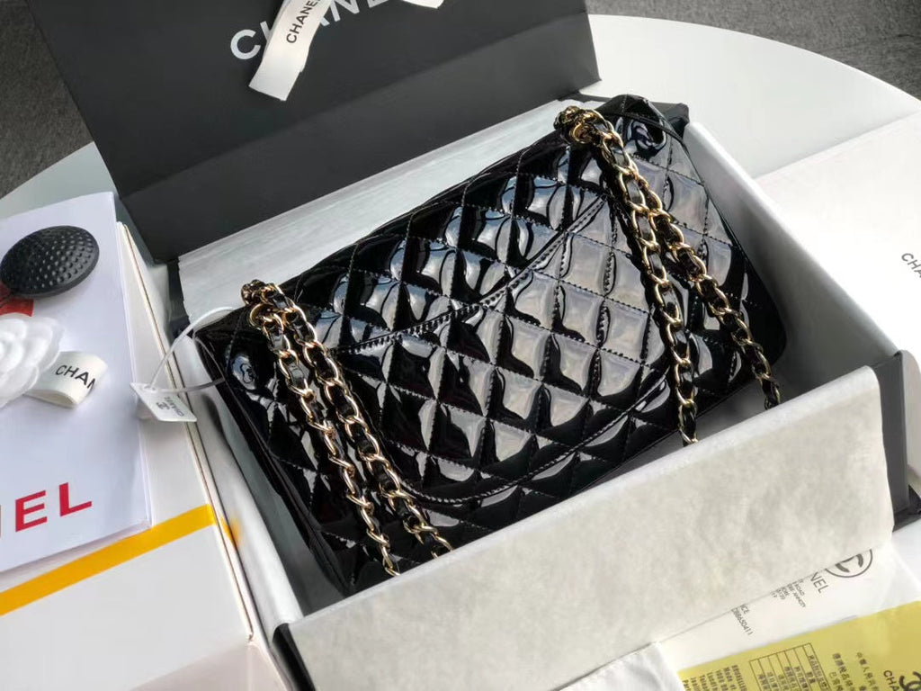 Chanel A01112 Flap Handbag Classic bag Patent Bag leather Lambskin Gold