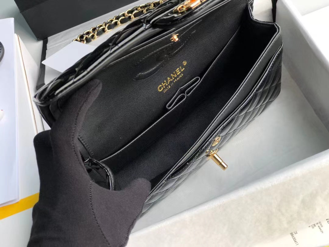 Chanel A01112 Flap Handbag Classic bag Patent Bag leather Lambskin Gold