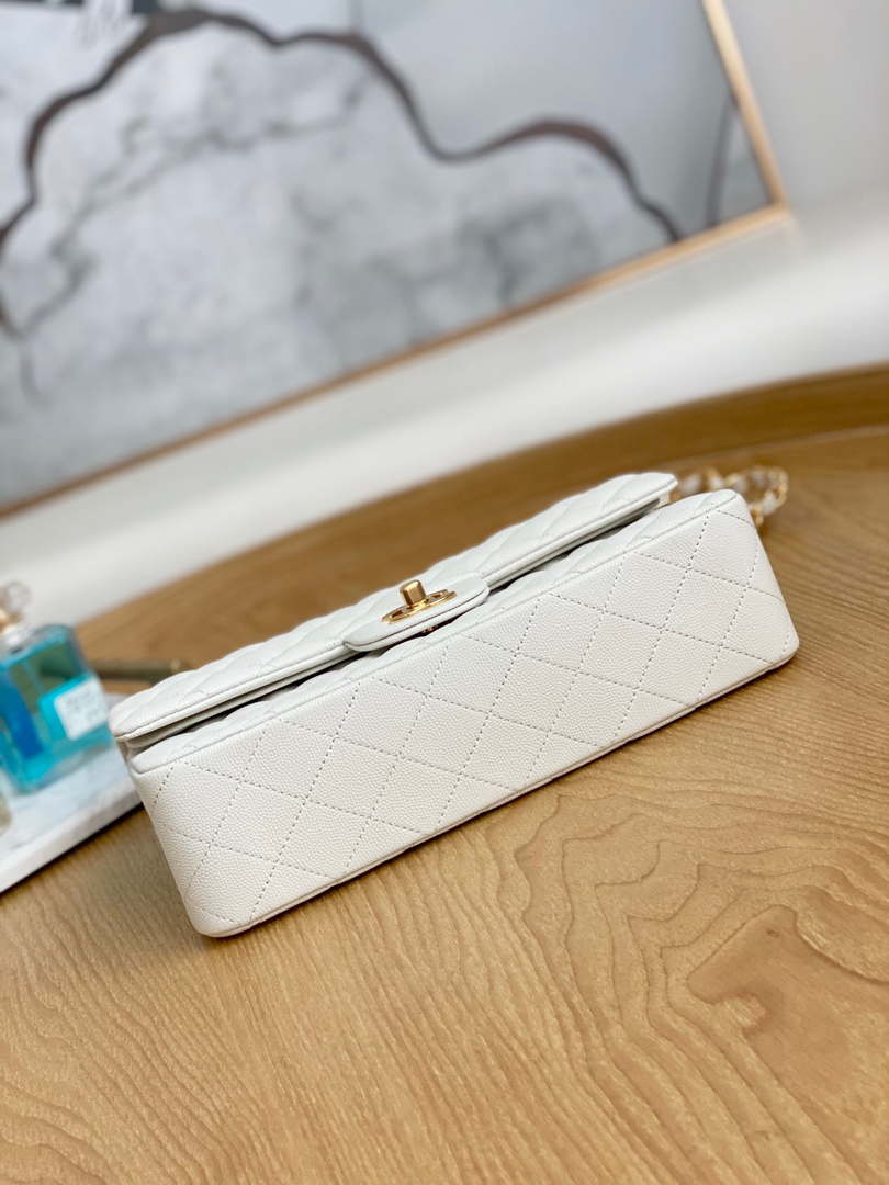 Chanel A01112 Flap Handbag Classic Grained shiny Calfskin White Gold