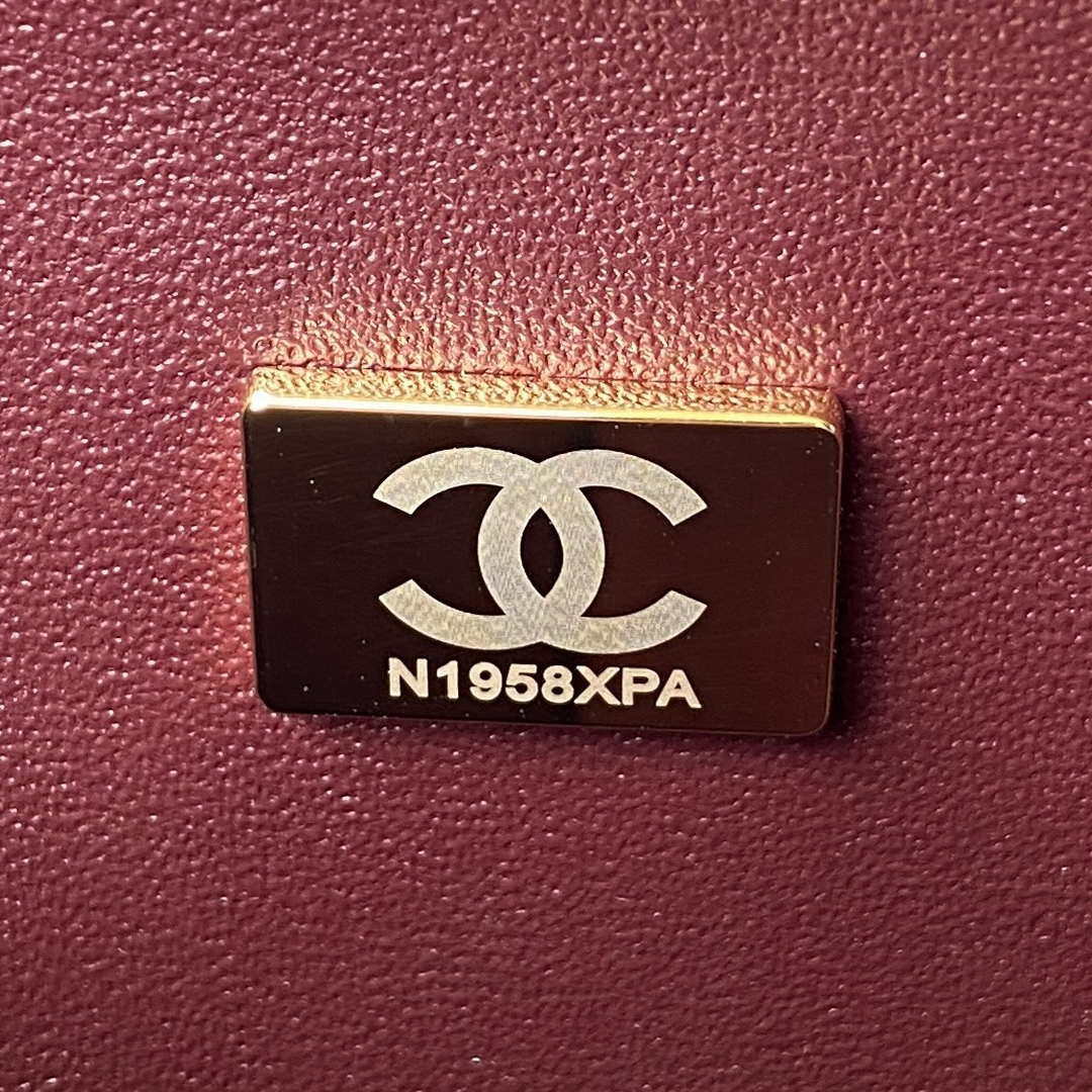 Chanel A01113 Flap Handbag Classic Bag Black Lambskin Gold - Default Title - View 9