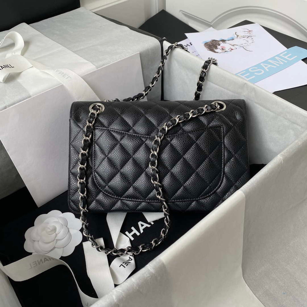 Chanel A01113 Flap Handbag Classic Bag Grained shiny Calfskin Black Silver