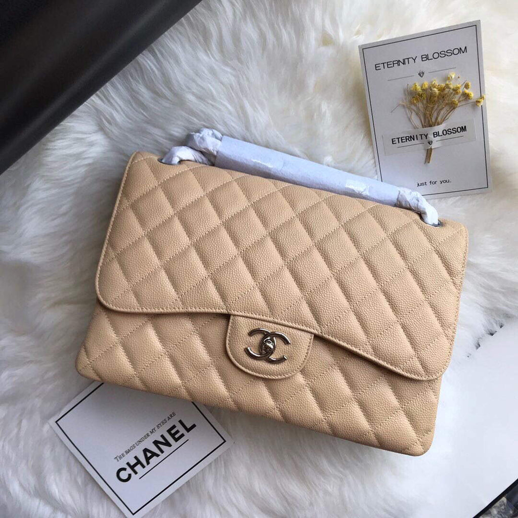 Chanel A01113 Maxi Flap Handbag Classic bag Grained shiny Calfskin gold Tan