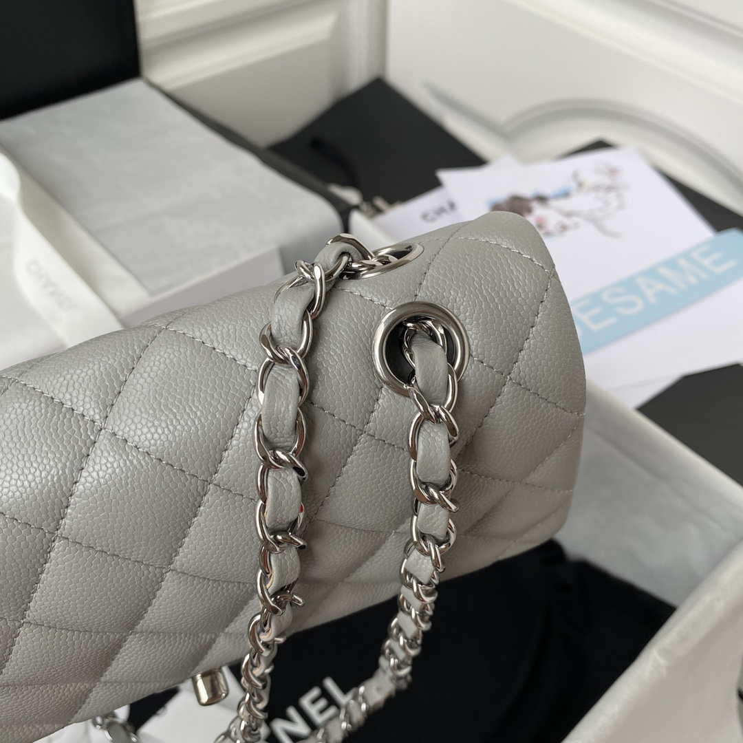 Chanel A01113 Flap Handbag Classic Bag Grained shiny Calfskin Ligth Gray Silver - Default Title - View 4