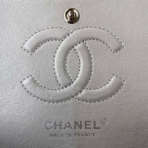 Chanel A01113 Flap Handbag Classic Bag Grained shiny Calfskin Ligth Gray Silver - Default Title - View 8