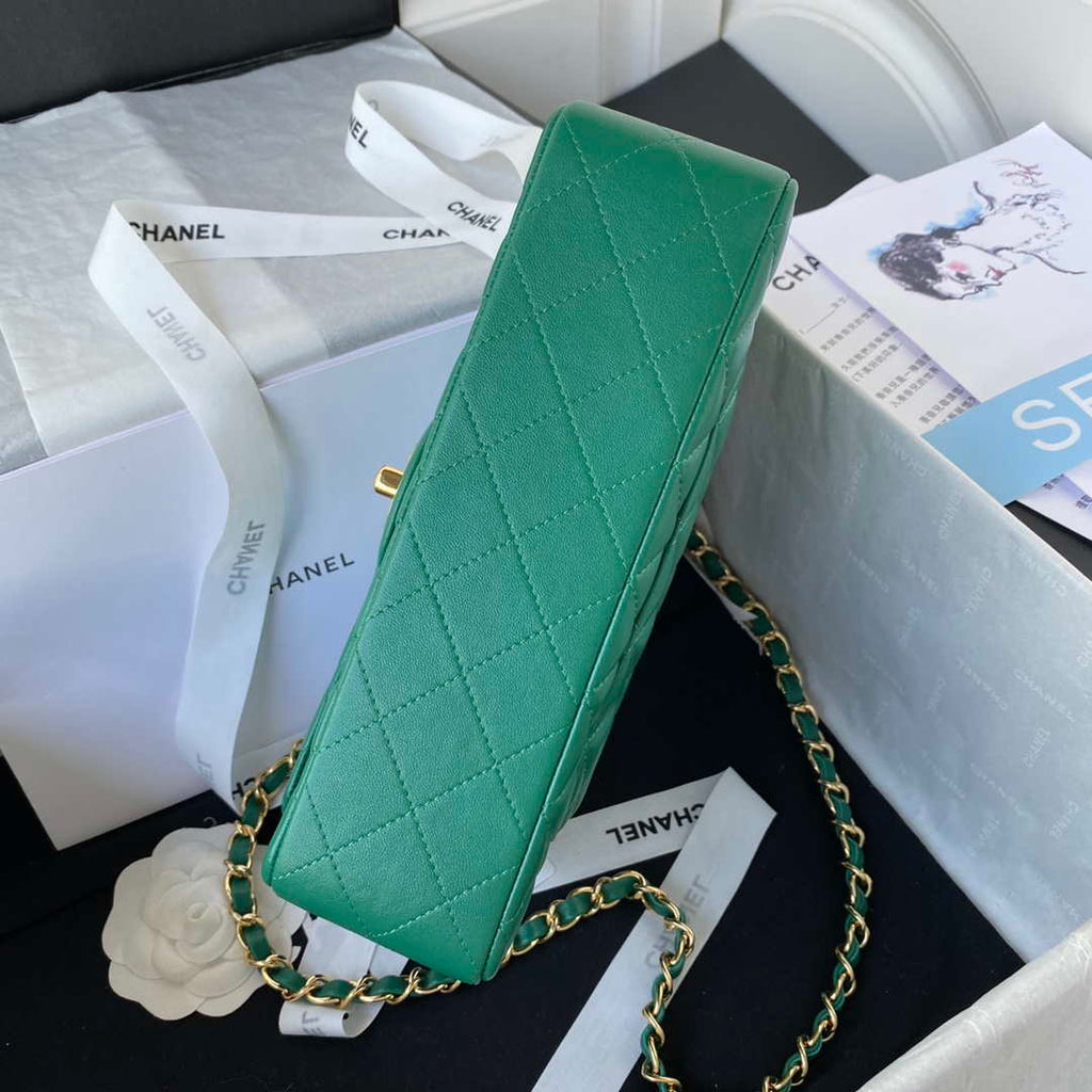Chanel A01113 Flap Handbag Classic Bag Lambskin Green Gold