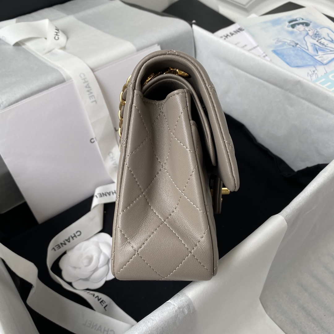 Chanel A01113 Flap Handbag Classic Bag Lambskin Light Gray Gold - Default Title - View 5