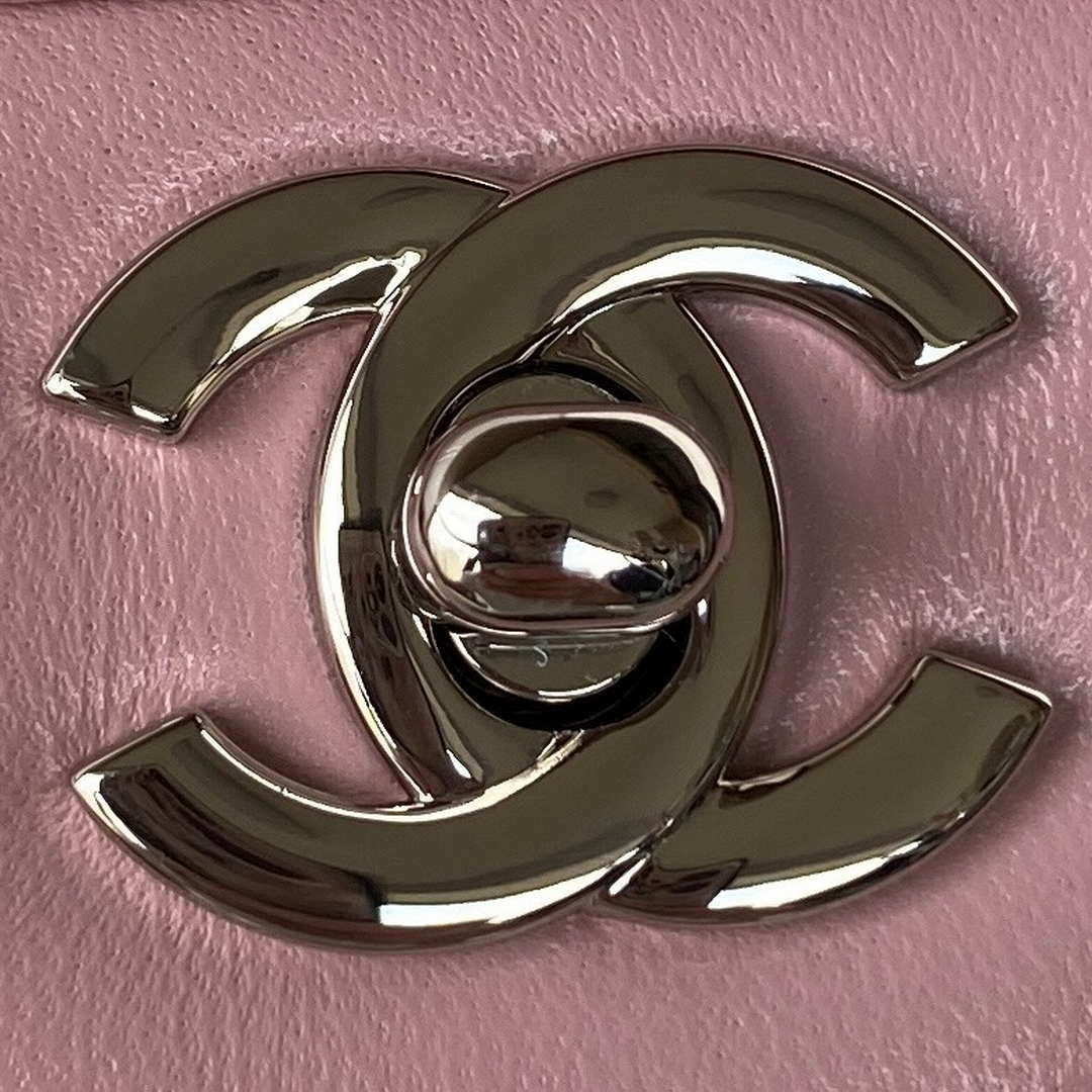Chanel A01113 Flap Handbag Classic Bag Lambskin Light Pink Silver - Default Title - View 3