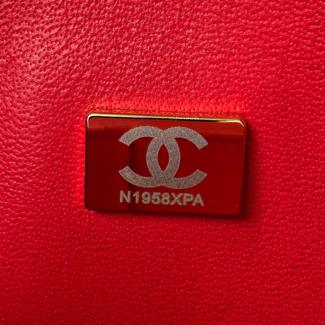 Chanel A01113 Flap Handbag Classic Bag Red Lambskin Gold - Default Title - View 8