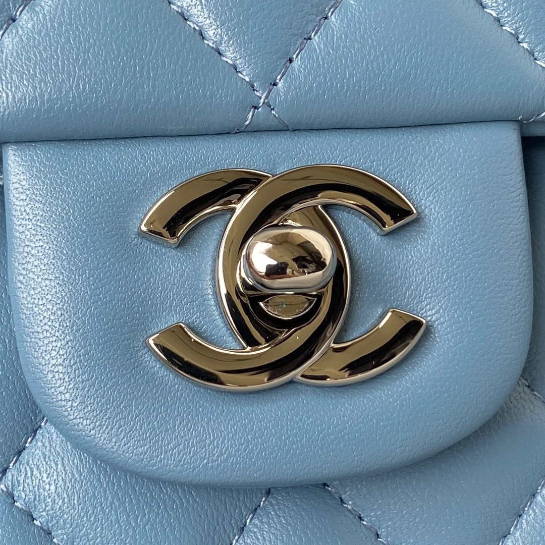 Chanel A01113 Flap Handbag Classic Bag Lambskin Sky Blue Silver - Default Title - View 3