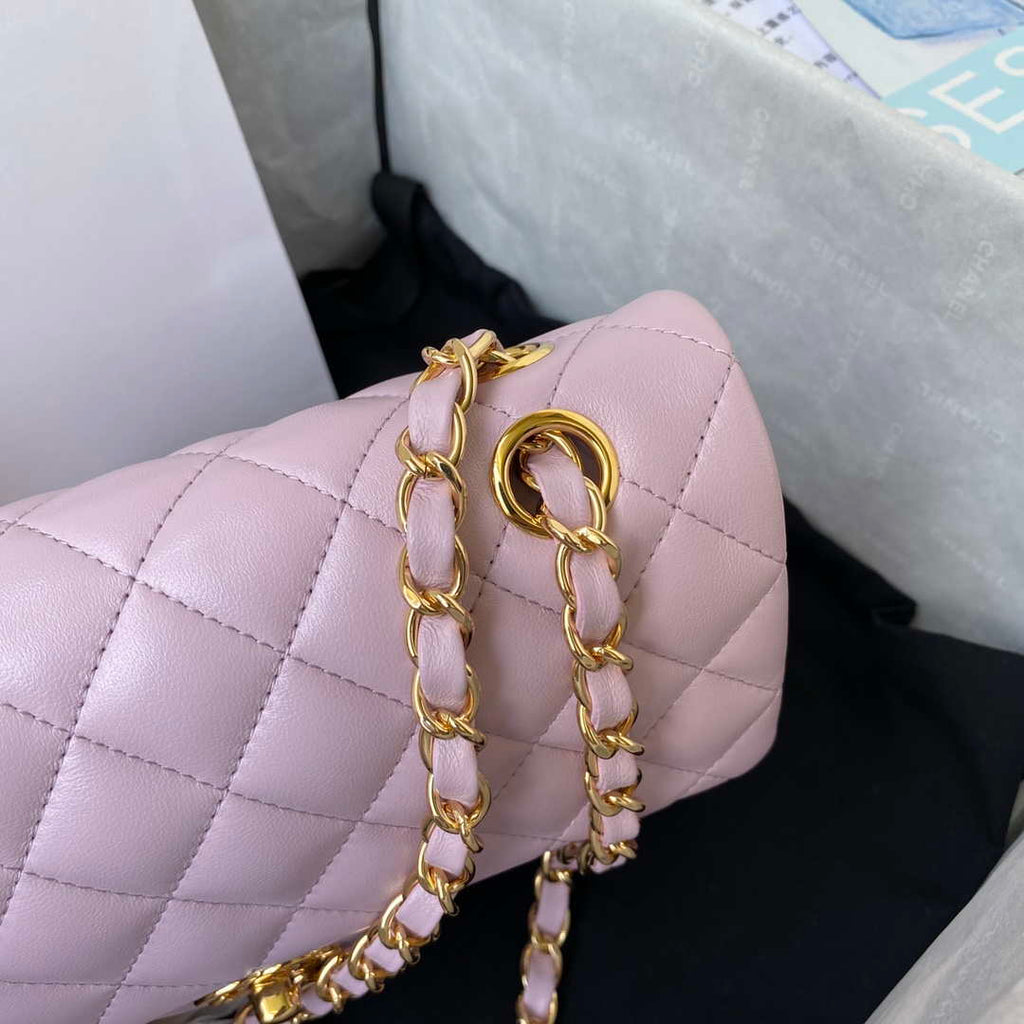 Chanel A01113 Flap Handbag Classic Bag Light Pink Lambskin Gold