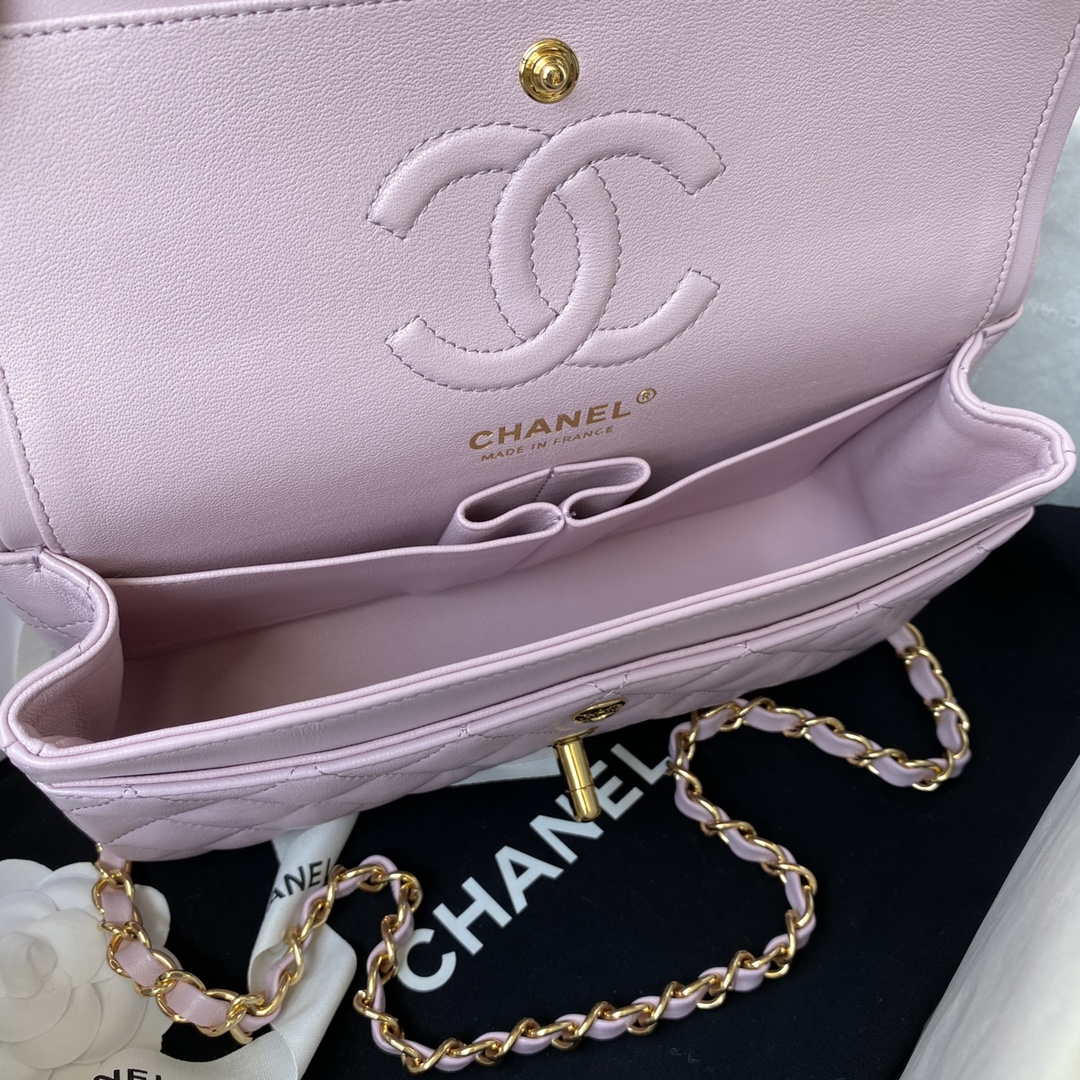 Chanel A01113 Flap Handbag Classic Bag Light Pink Lambskin Gold