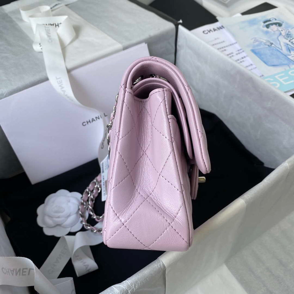Chanel A01113 Flap Handbag Classic Bag Light Pink Lambskin Silver