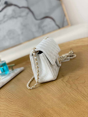 Chanel A01113 Flap Handbag Classic Bag White Lambskin Gold With Ball - Default Title - View 5