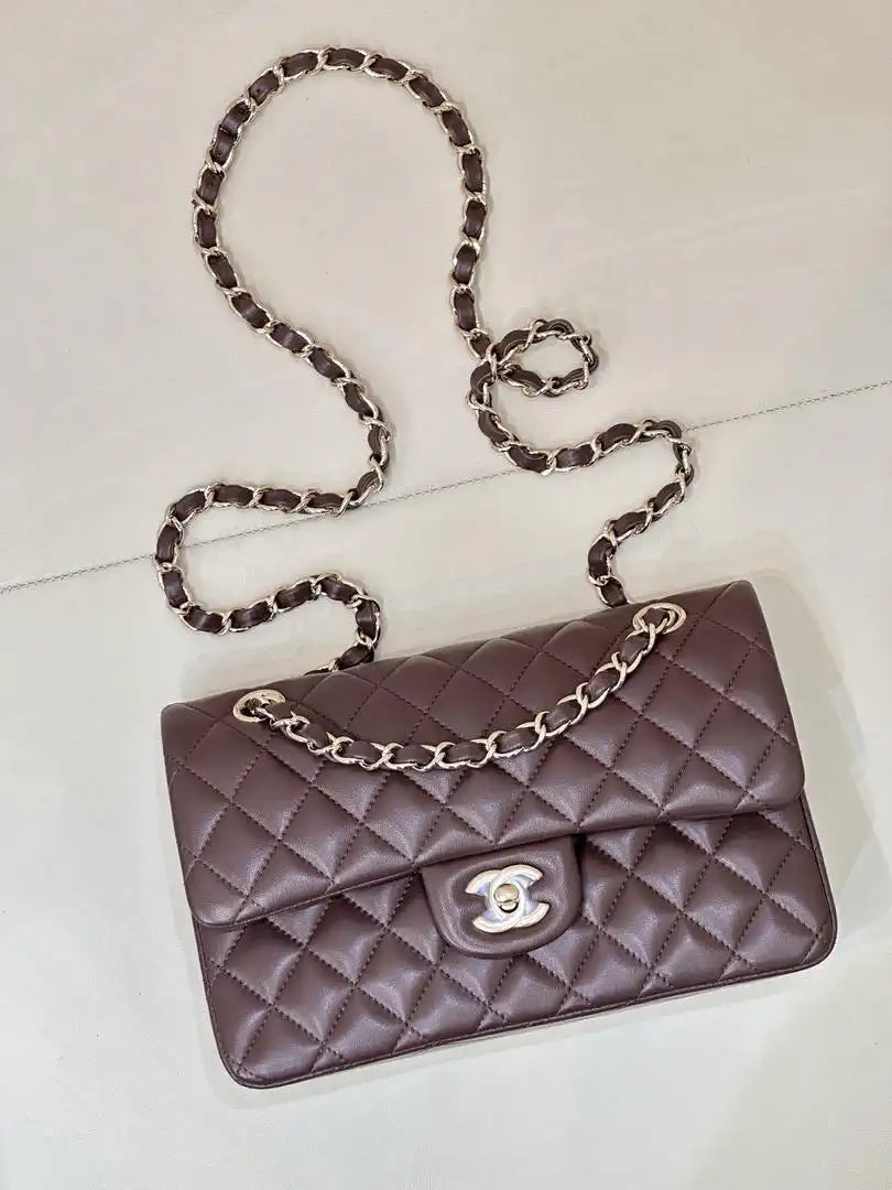 Chanel A01117 Flap Handbag Classic Bag 23cm Dark Red Lambskin