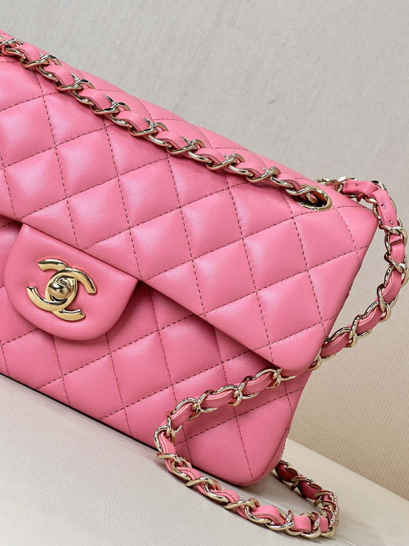 Chanel A01117 Flap Handbag Classic Bag 23cm Rose Red Lambskin