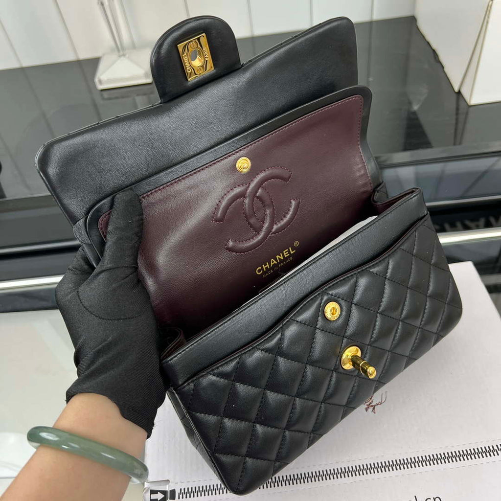 Chanel A01117 Flap Handbag Classic Bag Black Lambskin