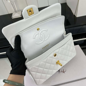 Chanel A01117 Flap Handbag Classic Bag White Lambskin - Gold - View 7