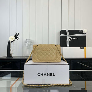 Chanel A01117 Flap Handbag Classic Bag Apricot Lambskin - Gold - View 2