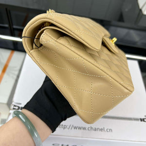 Chanel A01117 Flap Handbag Classic Bag Apricot Lambskin - Gold - View 4