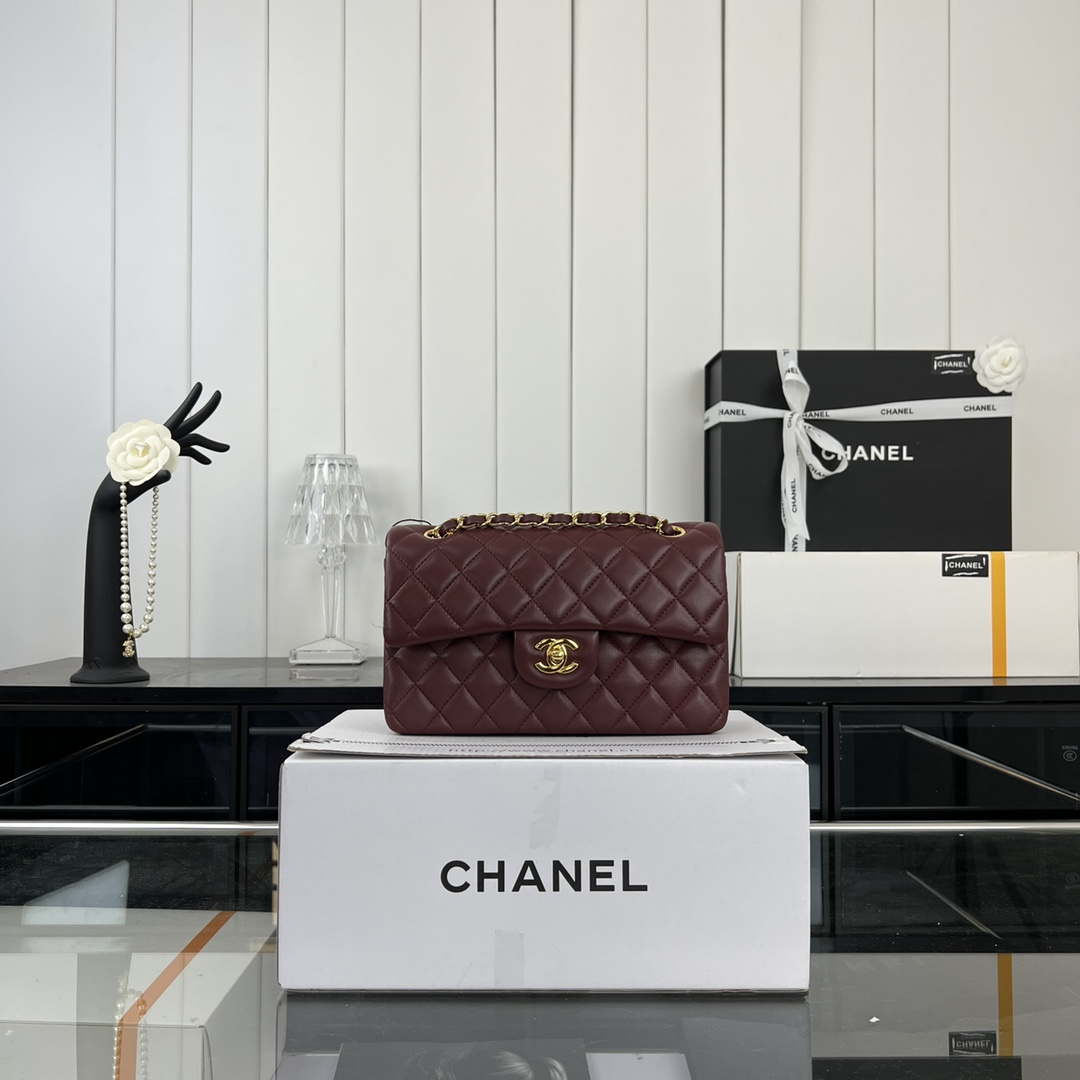 Chanel A01117 Flap Handbag Classic Bag Wine Red Lambskin - Gold - View 10