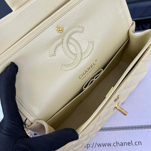 Chanel A01117 Flap Handbag Classic Bag Light Yellow Lambskin - Gold - View 8
