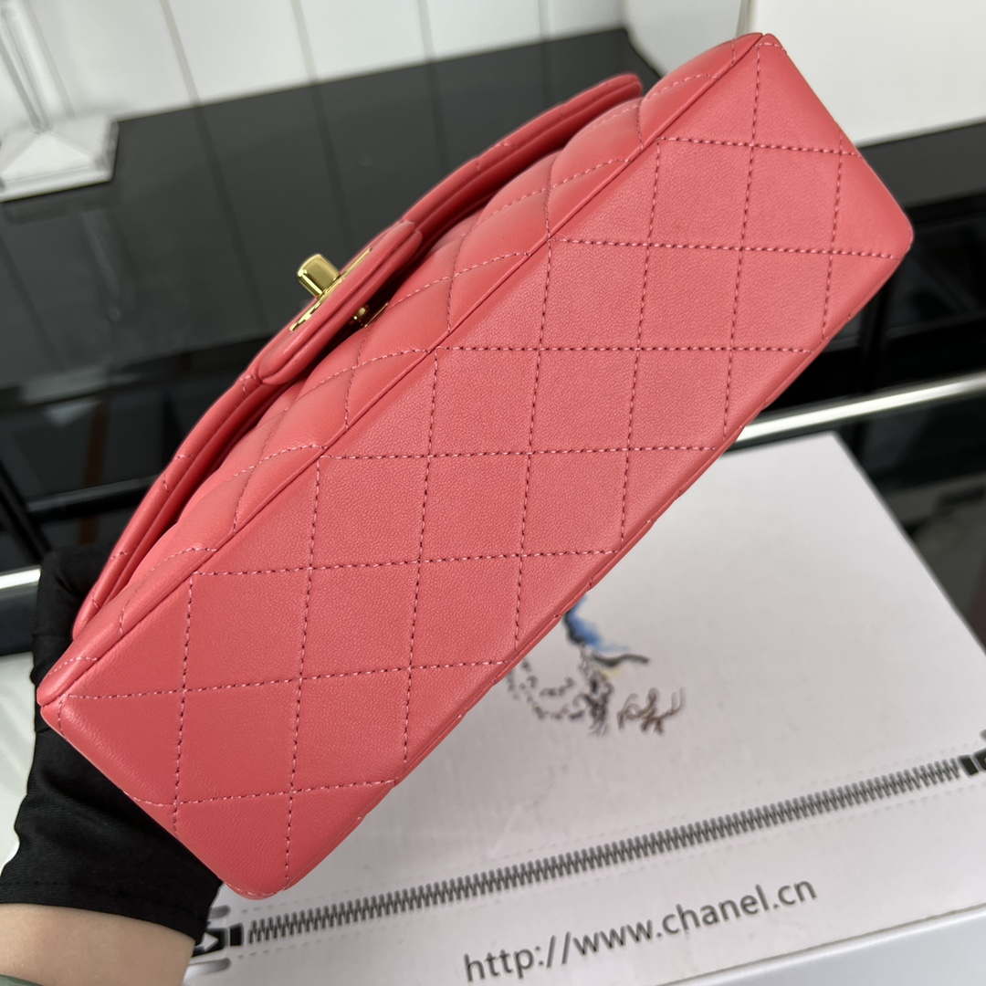 Chanel A01117 Flap Handbag Classic Bag Red Lambskin - Gold - View 5
