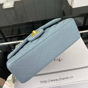 Chanel A01117 Flap Handbag Classic Bag Ligth Blue Lambskin - Gold - View 5